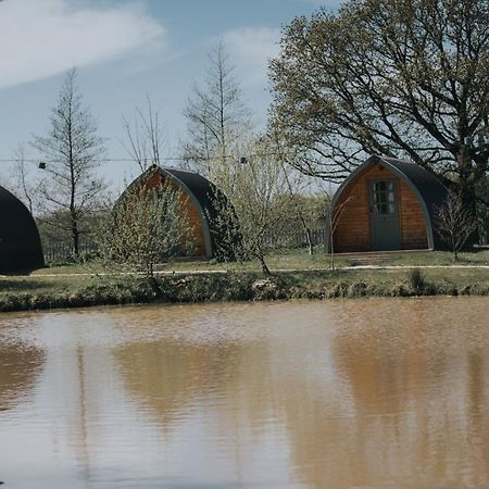 Charnock Farm Motel Leyland Eksteriør billede